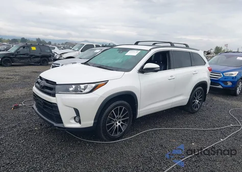 2017 Toyota Highlander Se z USA, uszkodzony, nr VIN 5TDJZRFH1HS426753